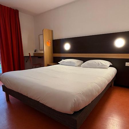 B&B Hotel Lisieux Parc Des Expositions Экстерьер фото